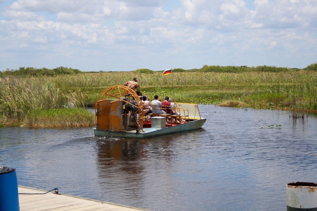 Airboat tours in Louisiana, new orleans swamp tour